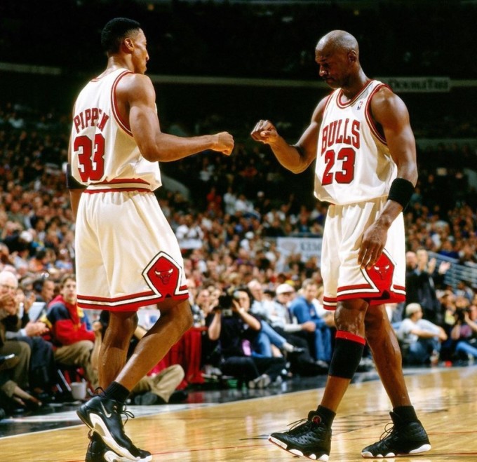 个既充满挑 个既充满挑