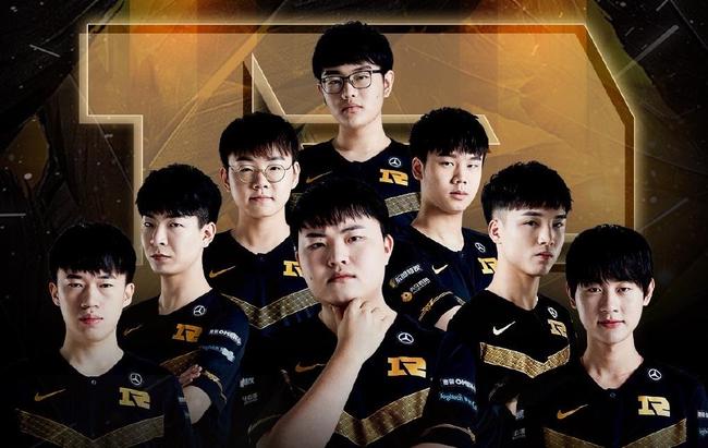 他在国足比 他在国足比